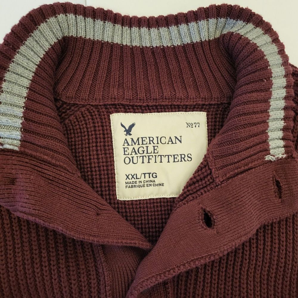 American Eagle Outfitters Men's V-Neck Sweater in Burgundy with Light Gray Trim
